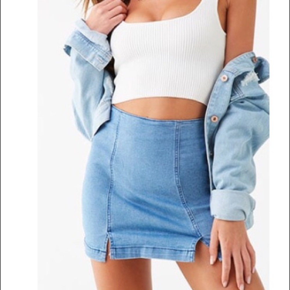 Denim mini skirt!!